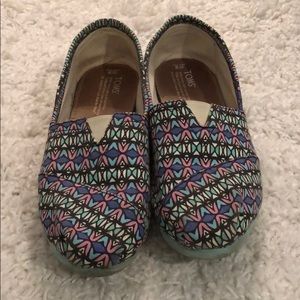 Toms shoes